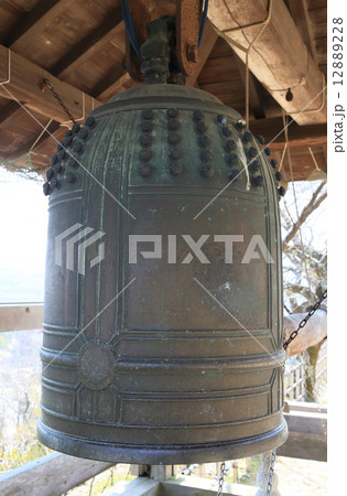高知城、鐘撞堂の釣鐘 12889228