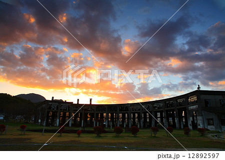 豊後森機関庫跡の朝焼け 豊後森機関庫跡の朝焼け 12892597