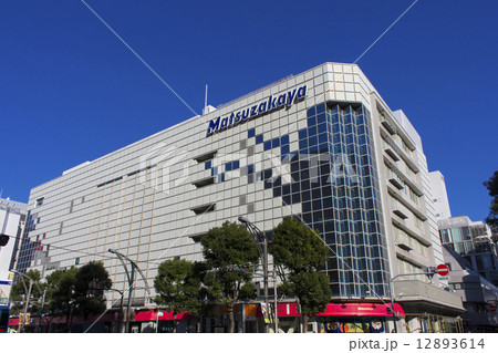 御徒町の街並み 12893614