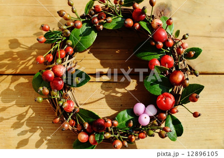 秋の実のリース 秋の実のリース 12896105