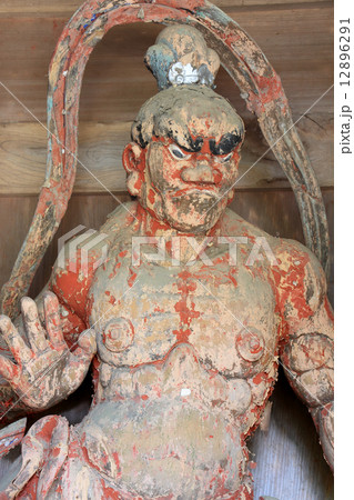 四国霊場第12番札所「焼山寺」、山門（仁王門）の金剛力士像（吽形） 12896291