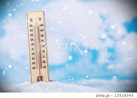 Thermometer in snow Thermometer in snow 12918343