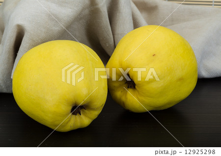 Quince Quince 12925298