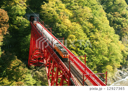 黒部峡谷鉄道　トロッコ列車 12927365