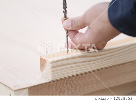 大工仕事 12928552