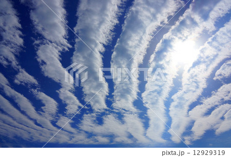 雲 雲 12929319