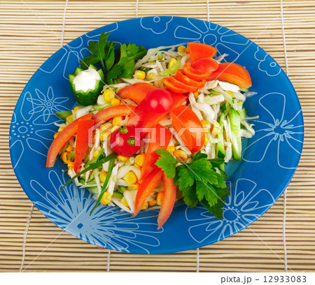 Colorful mixed salad 12933083