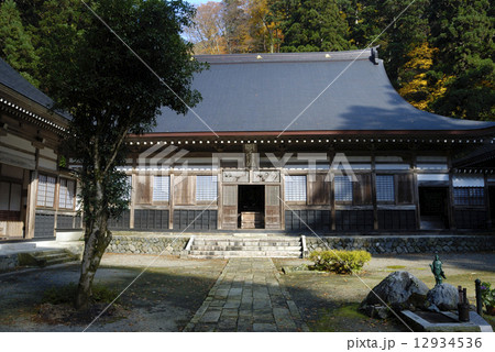 慈光寺の本堂 慈光寺の本堂 12934536