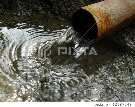 artesian water stream 12937248