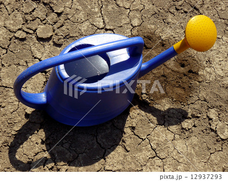 watering can watering can 12937293