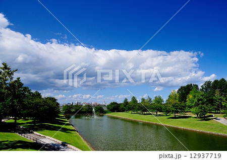 新潟県スポーツ公園カナール噴水 12937719