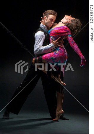 Young couple dancing 12939771
