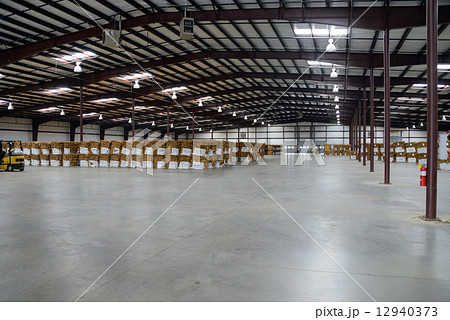 アメリカ　たばこ工場 12940373