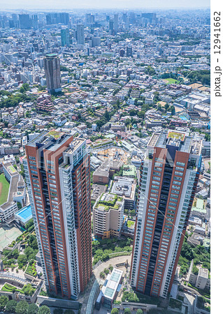 東京の都市風景 12941662
