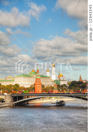Overview of Kremlin in Moscow Overview of Kremlin in Moscow 12943545