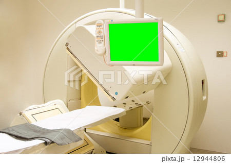 Sophisticated MRI Scanner at hospital with high SNR and 1024/2048 slices system with chroma key gree Sophisticated MRI Scanner at hospital with high SNR and 1024/2048 slices system with chroma key gree 12944806