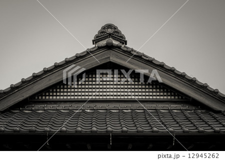 屋根 屋根 12945262