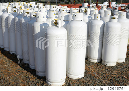 アメリカ　プロパンガス工場 12946764