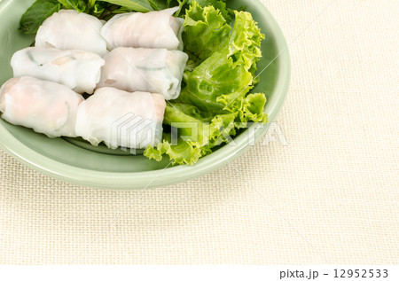 Fresh noodle spring roll 12952533