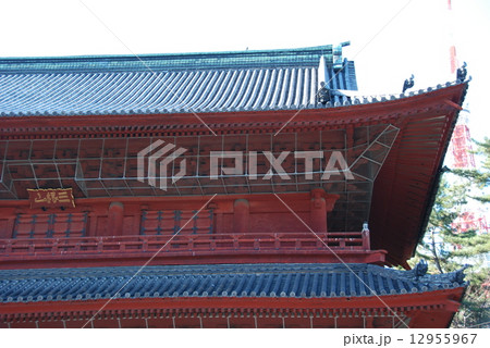 増上寺の「三解脱門」（東京都港区芝公園） 12955967
