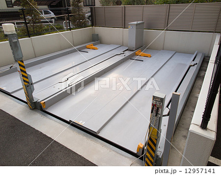 機械式駐車場 機械式駐車場 12957141