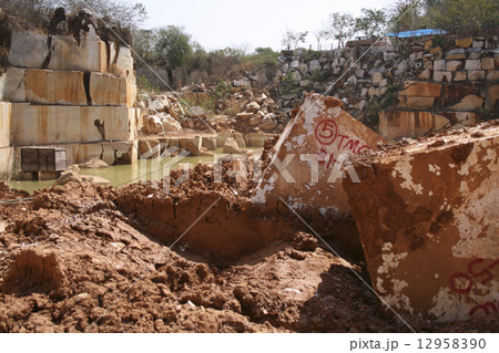 Mine marble in thailand 12958390
