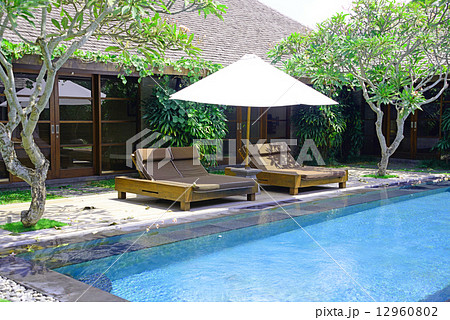 インドネシア　バリ島　高級ヴィラ 12960802