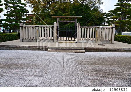 白河天皇成菩提院陵（京都市伏見区竹田浄菩提院町） 12963332