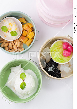 Dessert Dessert 12965152