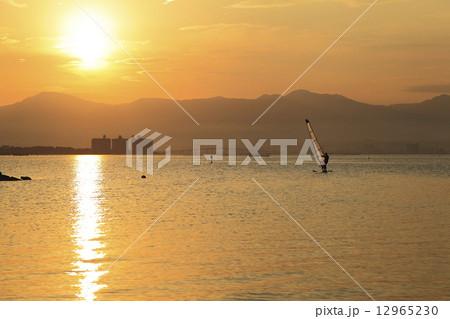 琵琶湖夕景 12965230