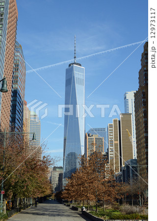 アメリカ　ニューヨーク　ワールドトレードセンタービル 12973117