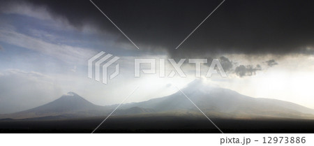 Mount Ararat is a beautiful volcanic cones. Mount Ararat is a beautiful volcanic cones. 12973886