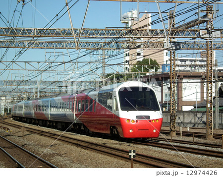 特急リゾート踊り子　アルファ・リゾート21　2100系　鶴見駅 12974426