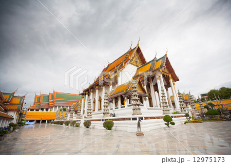 Wat Suthat Thepwararam in Bangkok 12975173