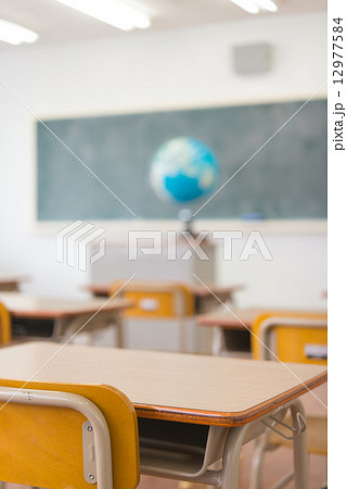 教室 教室 12977584