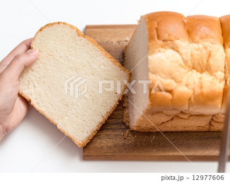 食パン 食パン 12977606