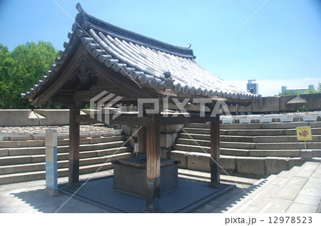 大阪城の「金明水井戸屋形」（大阪城公園／大阪府大阪市中央区大阪城） 12978523