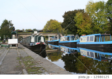 世界遺産・ポントカサルテ水道橋の船溜まり　イギリス 12980125