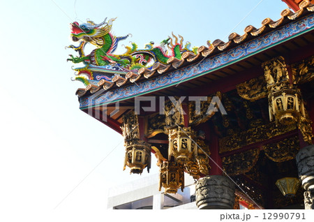 屋根の上の龍（関帝廟／神奈川県横浜市中区山下町140番地） 12990791
