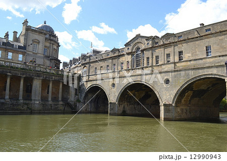 バース バース 12990943