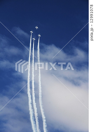 ブルーインパルス・大空へ ブルーインパルス・大空へ 12991078