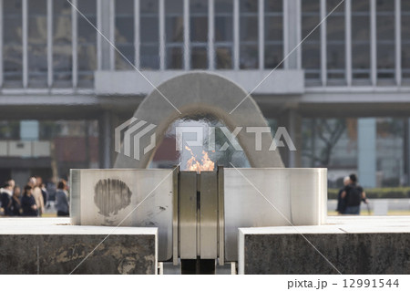 平和の灯(ともしび) 平和の灯(ともしび) 12991544