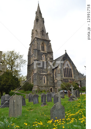 ウィンダミアの教会 ウィンダミアの教会 12991758