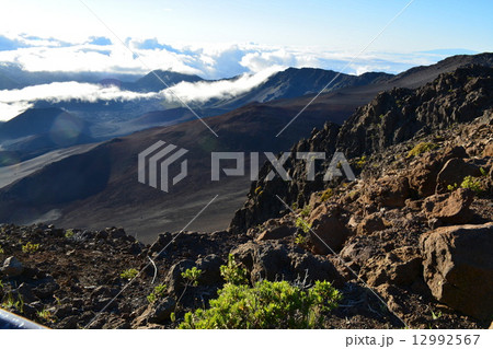ハレアカラ火山 on Maui ハレアカラ火山 on Maui 12992567