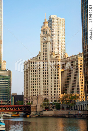 Chicago downtown with the Wrigley building Chicago downtown with the Wrigley building 12994203