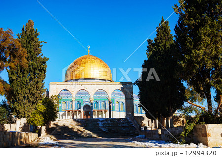 Dome of the Rock mosque in Jerusalem Dome of the Rock mosque in Jerusalem 12994320