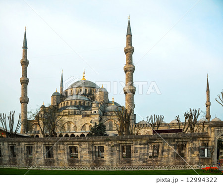 Sultan Ahmed Mosque (Blue Mosque) in Istanbul Sultan Ahmed Mosque (Blue Mosque) in Istanbul 12994322