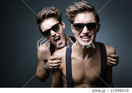 Two screaming guy Two screaming guy 12996629