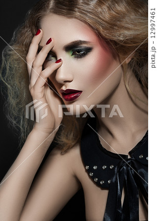 Portrait of a sad woman Portrait of a sad woman 12997461