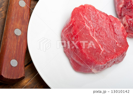 raw beef filet mignon 13010142